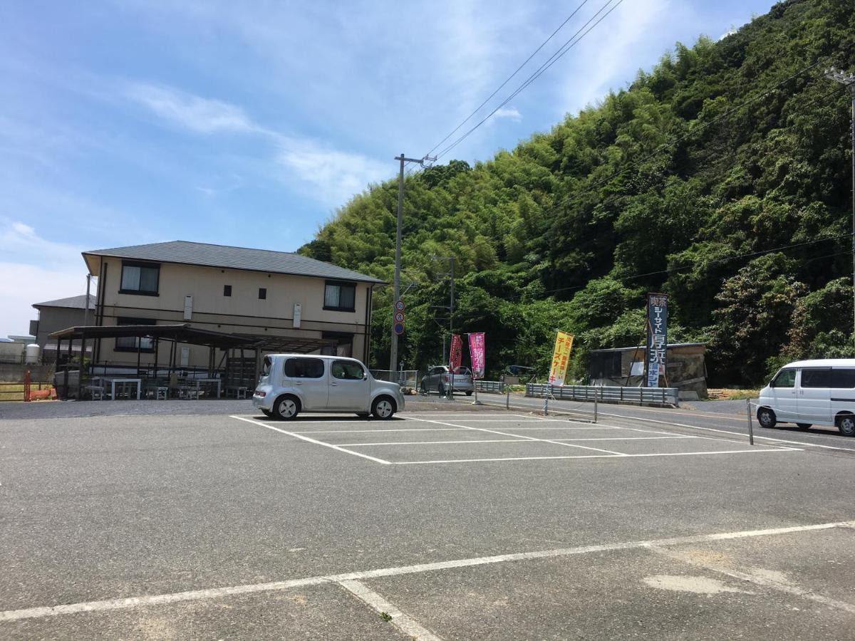 Отель Minshuku Atsuhama Sumoto Экстерьер фото